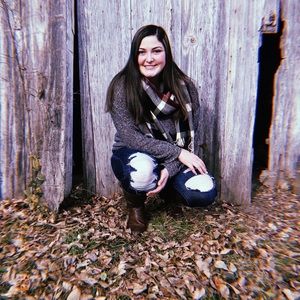 Meet your Posher, Baylee